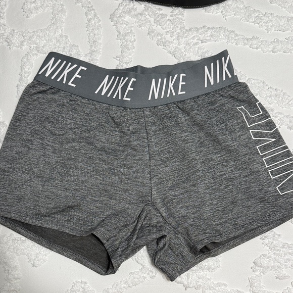 Nike Women's Athletic Gray Shorts - Picture 1 of 2